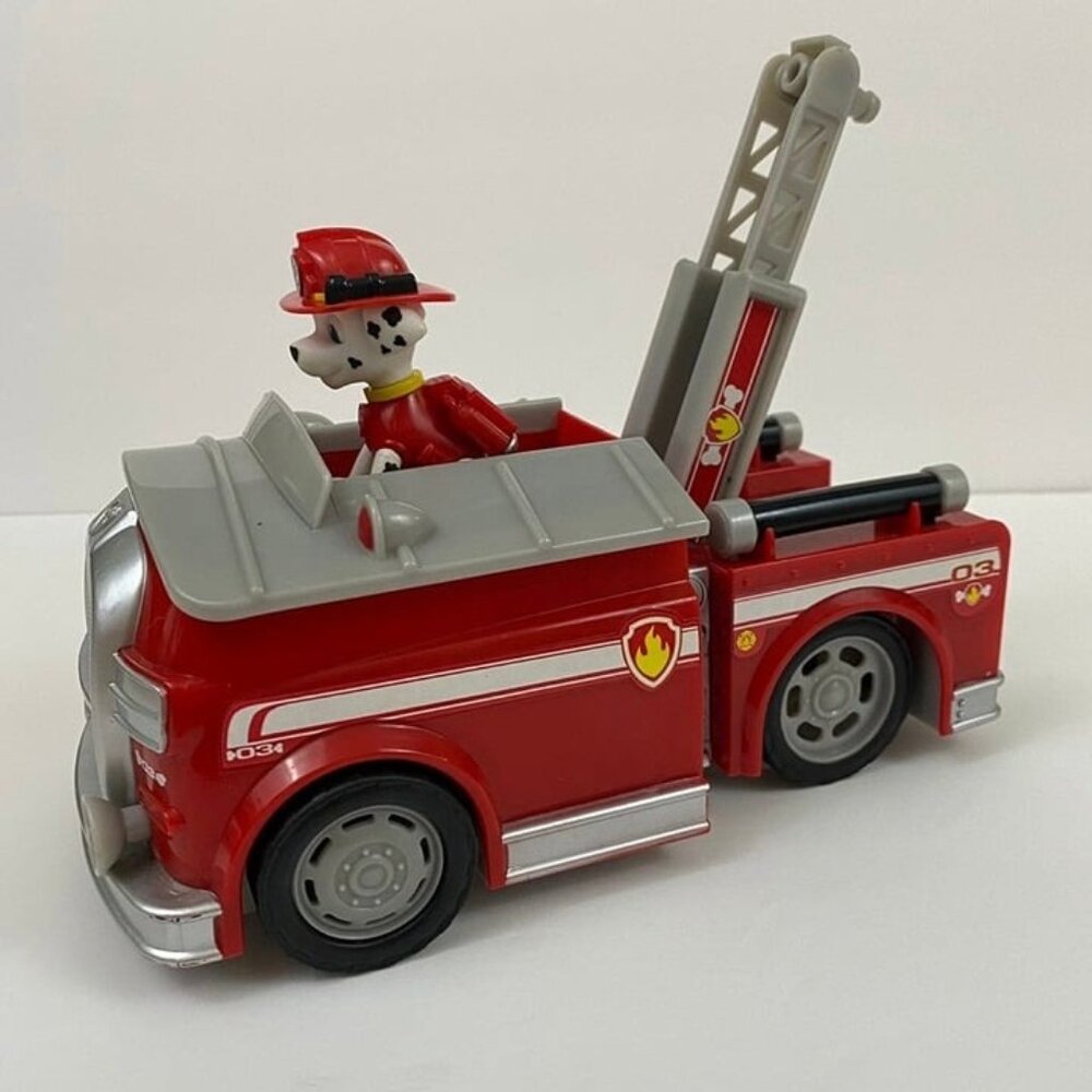 Paw Patrol Marshall Firefighter Pup Red Expandable Fire Truck Vehicle Toy Set